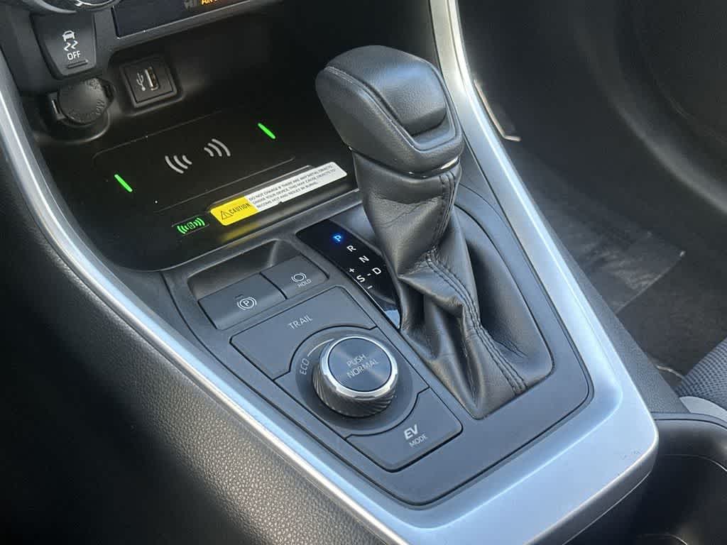 Thumbnail: 2024 Toyota RAV4 - 21