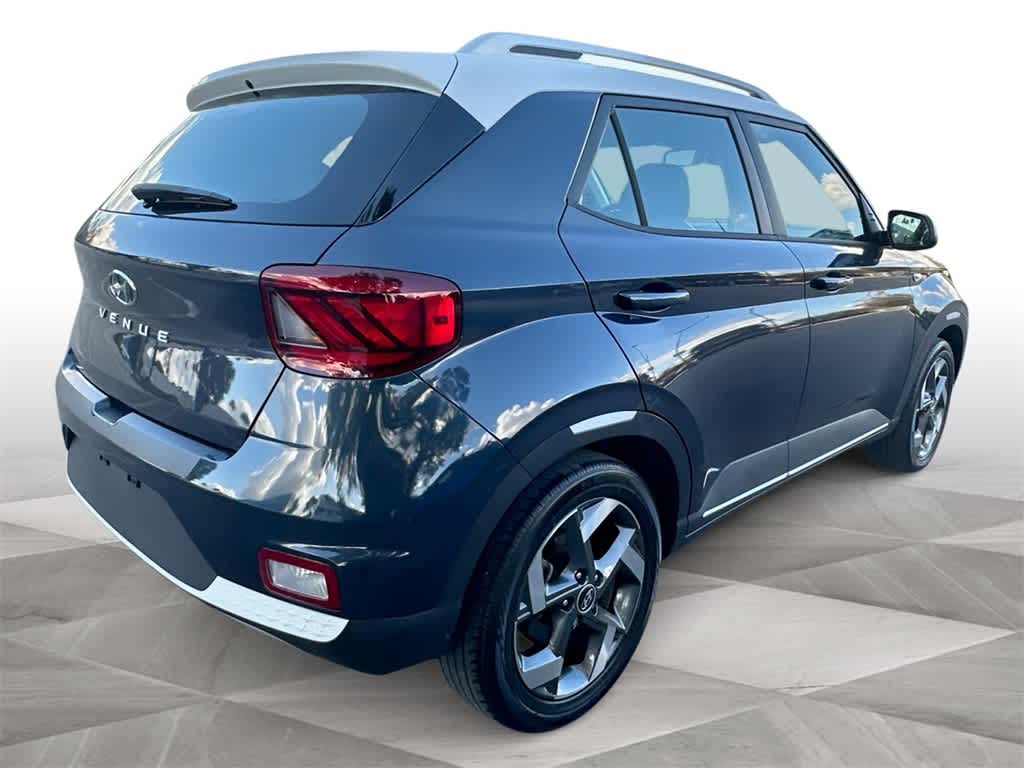 Thumbnail: 2023 Hyundai Venue - 8