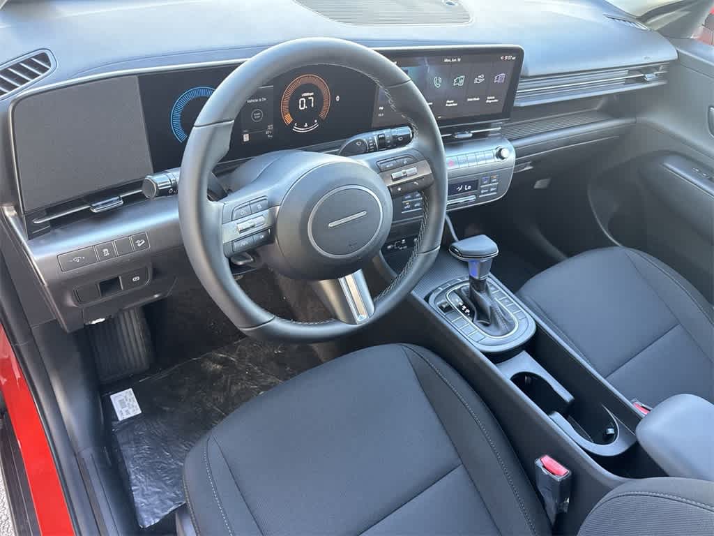 2025 Hyundai Kona SEL 13