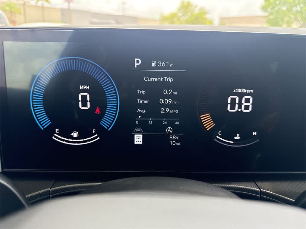 2025 Hyundai Santa Fe SE 16