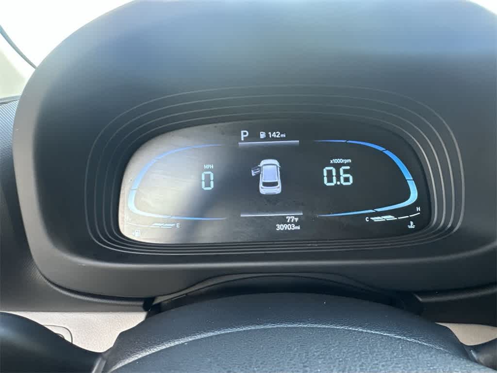 Thumbnail: 2023 Hyundai Venue - 16