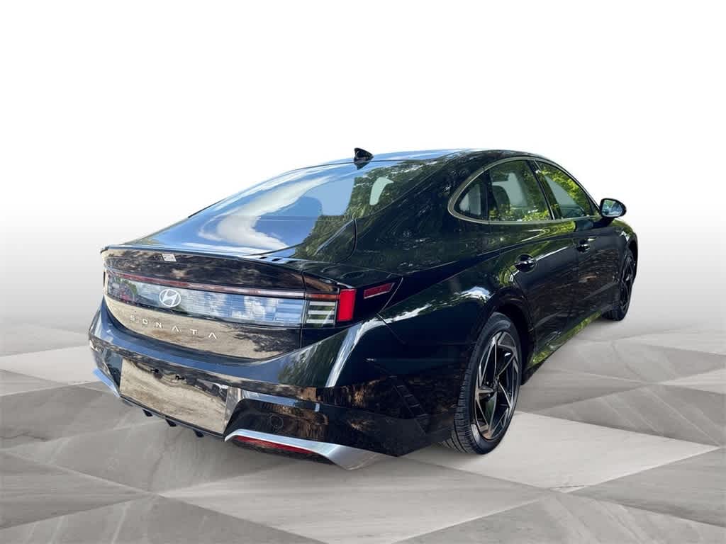 2025 Hyundai Sonata SEL 8