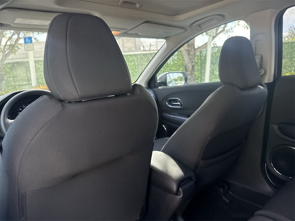 2022 Honda HR-V EX 23