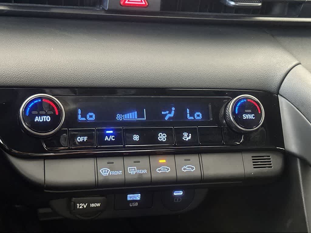 Thumbnail: 2025 Hyundai Elantra - 19