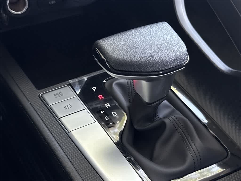 Thumbnail: 2025 Hyundai Elantra - 21
