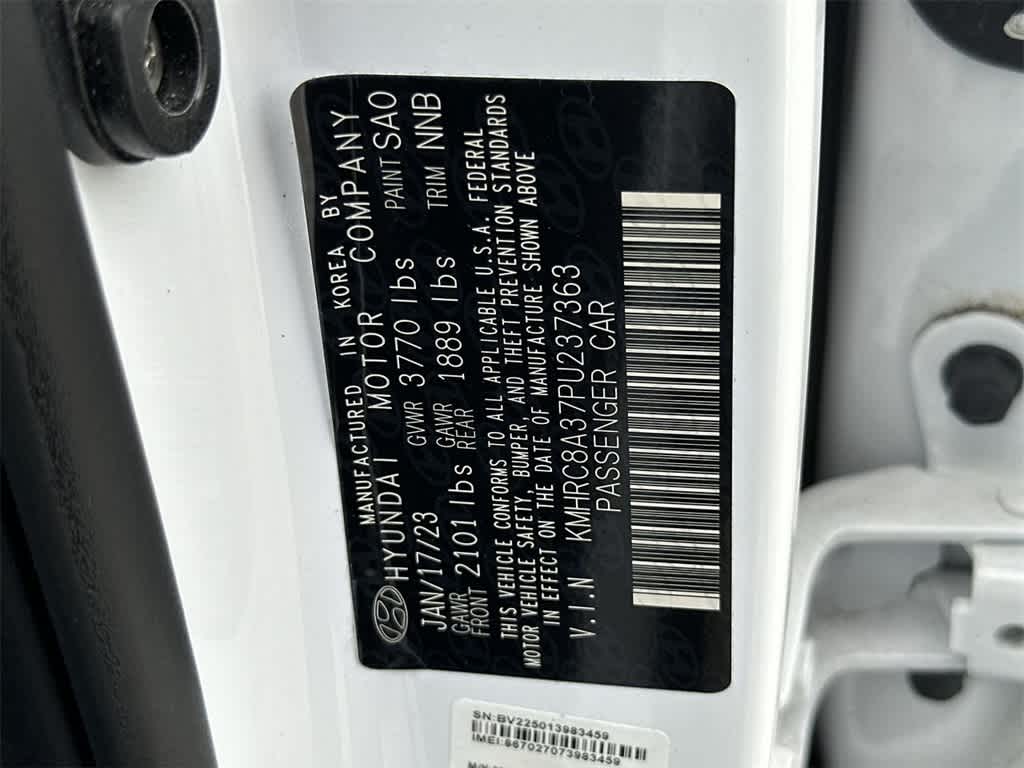 Thumbnail: 2023 Hyundai Venue - 29