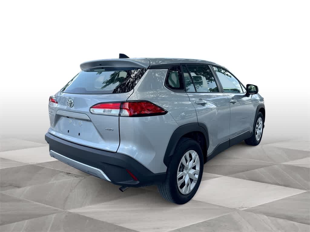 Thumbnail: 2022 Toyota Corolla Cross - 8