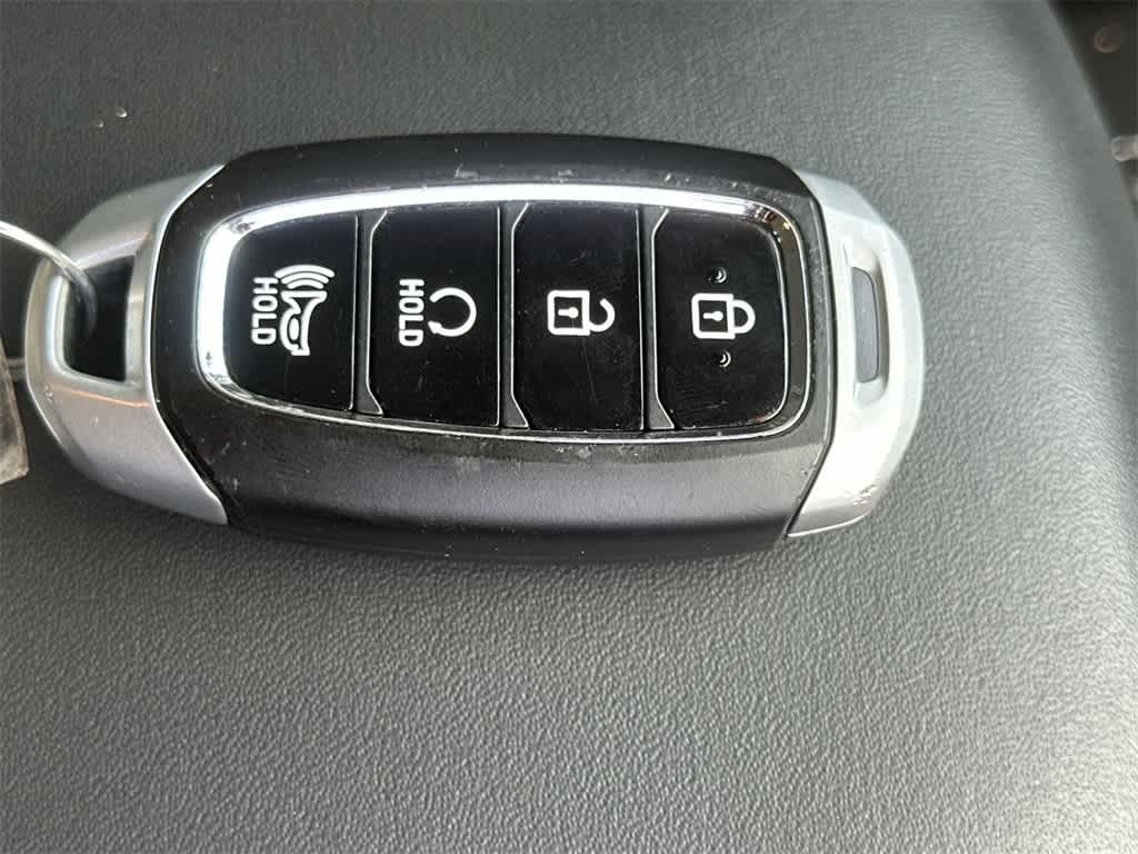 Thumbnail: 2024 Hyundai Venue - 28