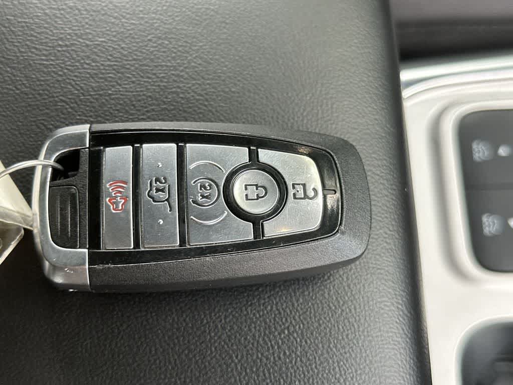 Thumbnail: 2022 Ford Explorer - 28