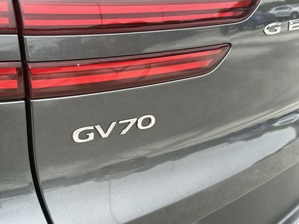 Thumbnail: 2023 Genesis GV70 - 10