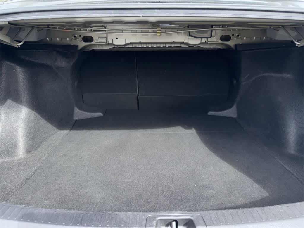 Thumbnail: 2022 Toyota Corolla - 25