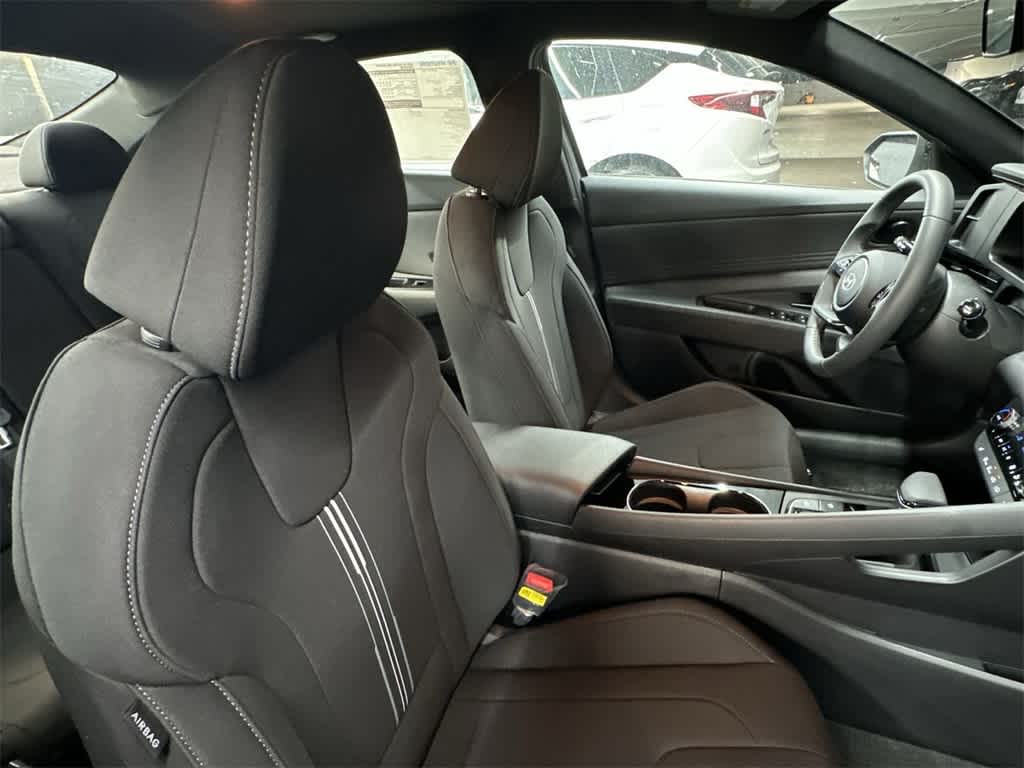 Thumbnail: 2026 Hyundai Elantra - 27