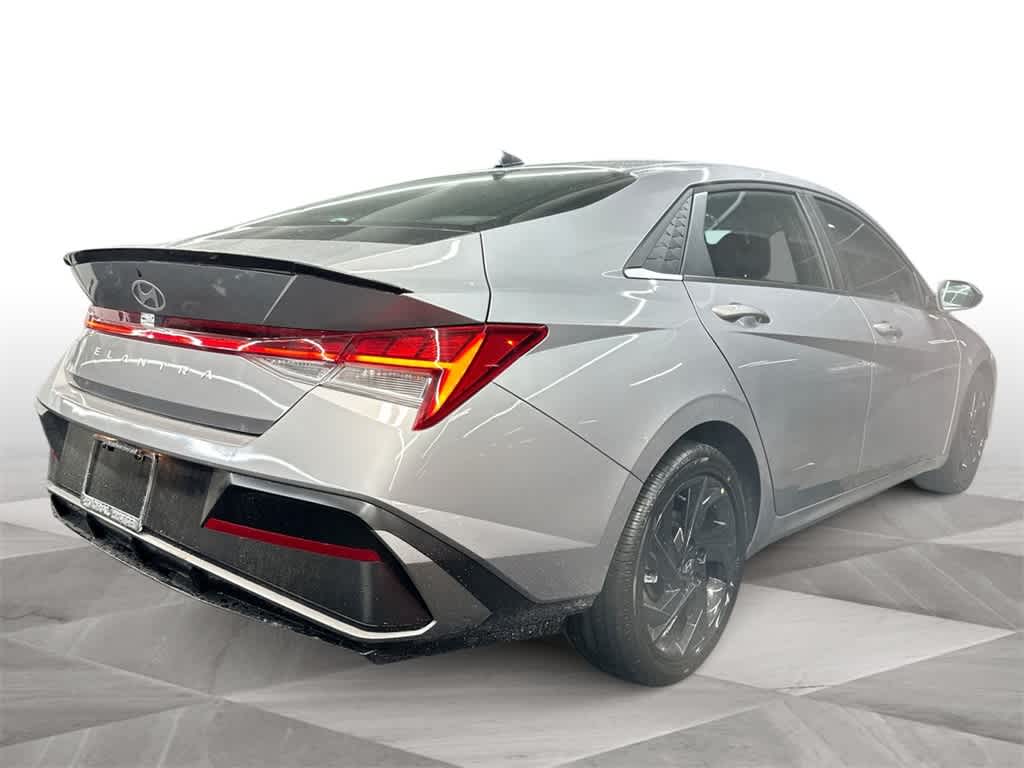 Thumbnail: 2026 Hyundai Elantra - 8