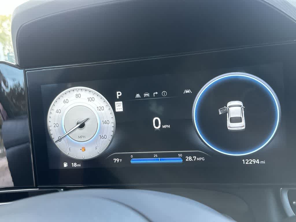 Thumbnail: 2024 Hyundai Elantra - 16