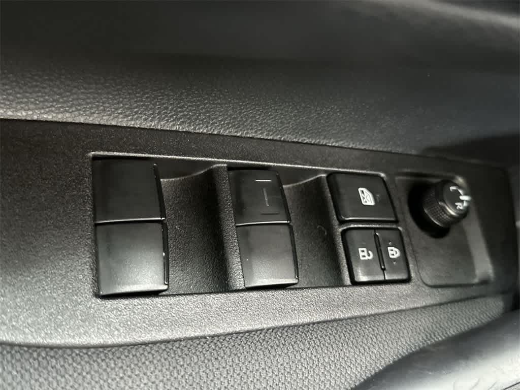 Thumbnail: 2025 Toyota Corolla - 17