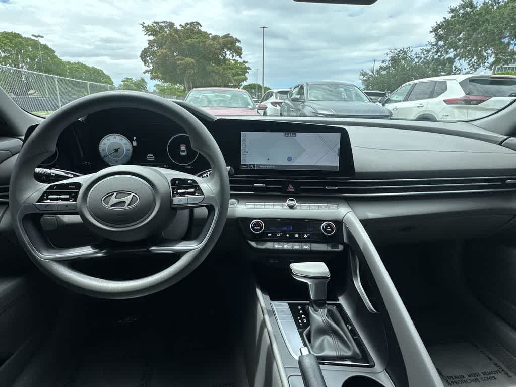 Thumbnail: 2024 Hyundai Elantra - 18