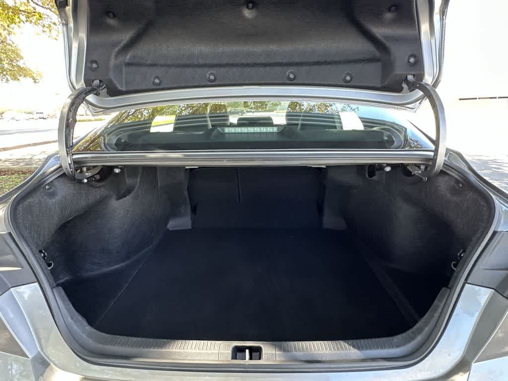 Thumbnail: 2025 Toyota Camry - 25