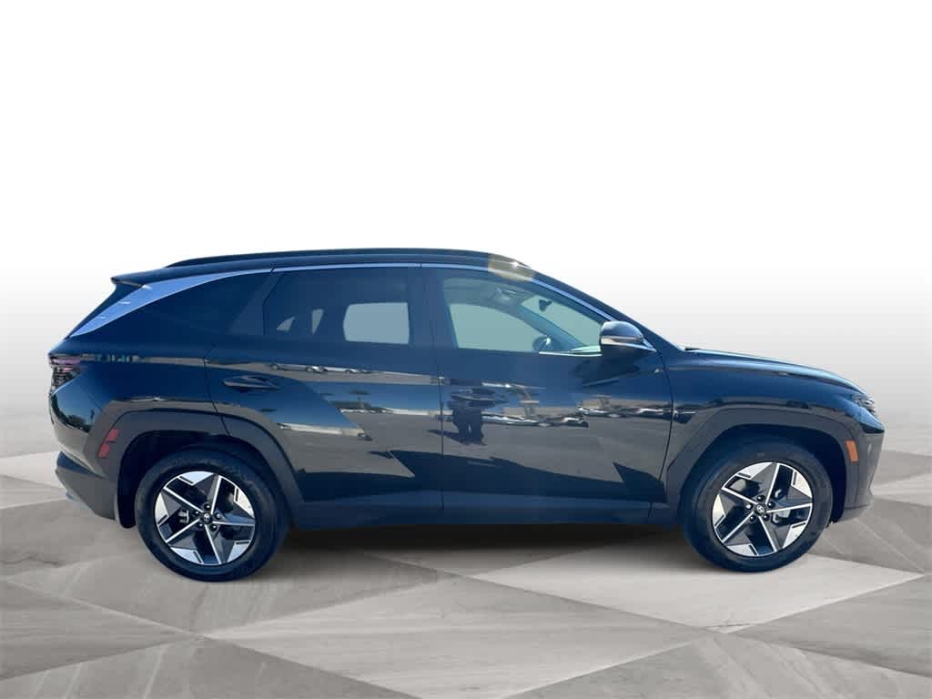 Thumbnail: 2025 Hyundai Tucson - 9