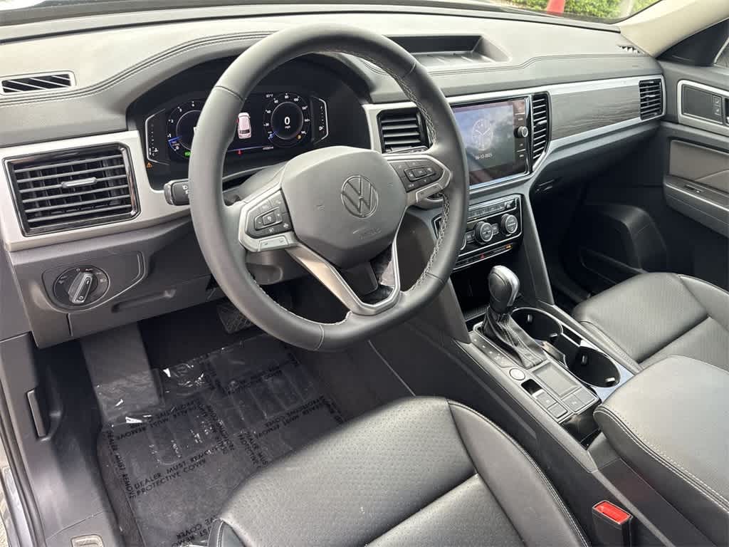 2022 Volkswagen Atlas SE 13