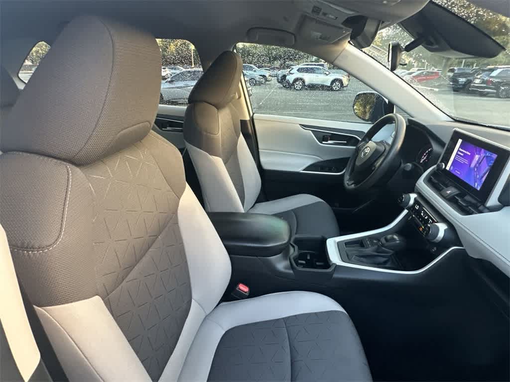 Thumbnail: 2024 Toyota RAV4 - 27