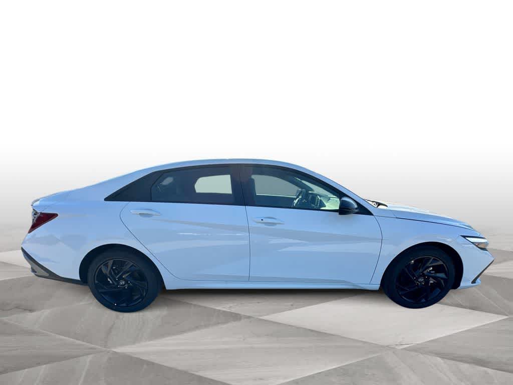 Thumbnail: 2026 Hyundai Elantra - 9