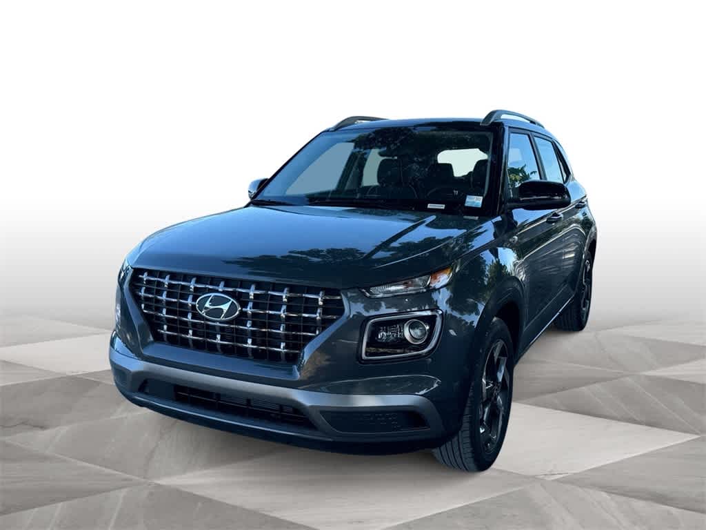 Thumbnail: 2025 Hyundai Venue - 4