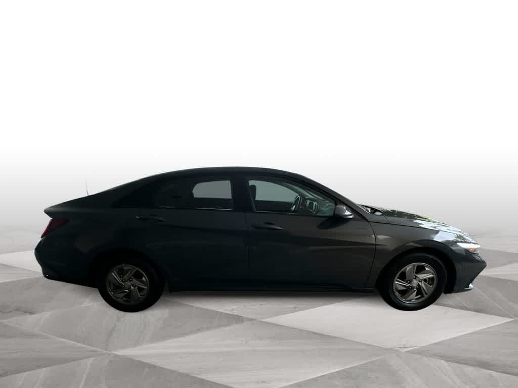 Thumbnail: 2025 Hyundai Elantra - 9