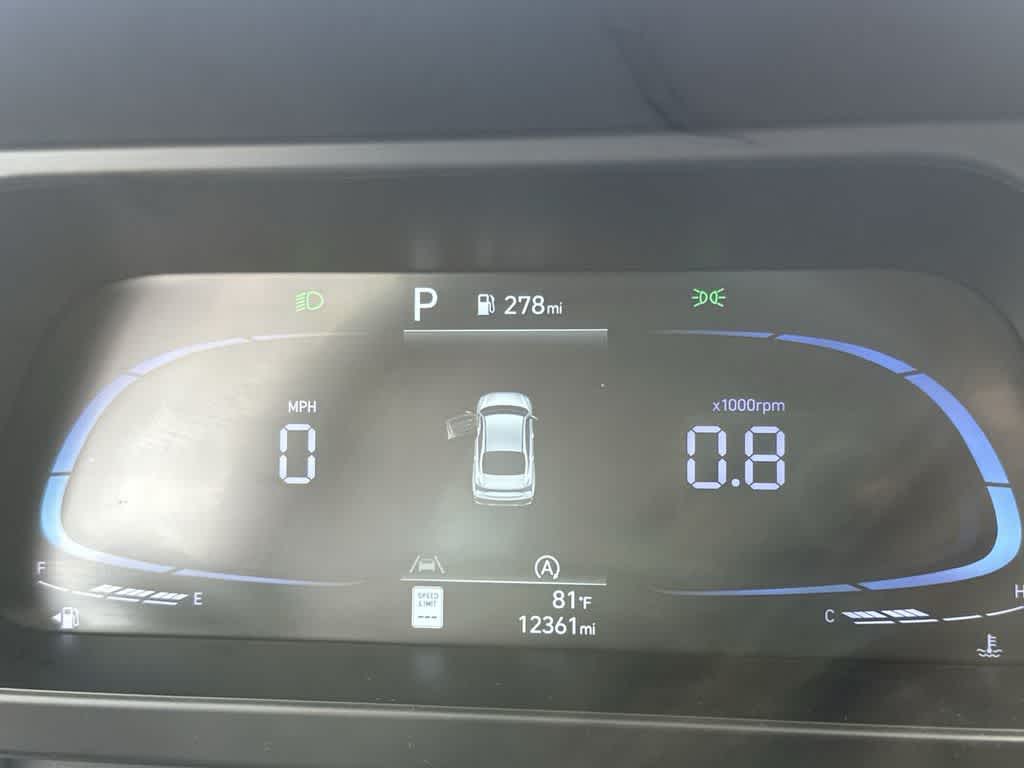 Thumbnail: 2024 Hyundai Elantra - 16