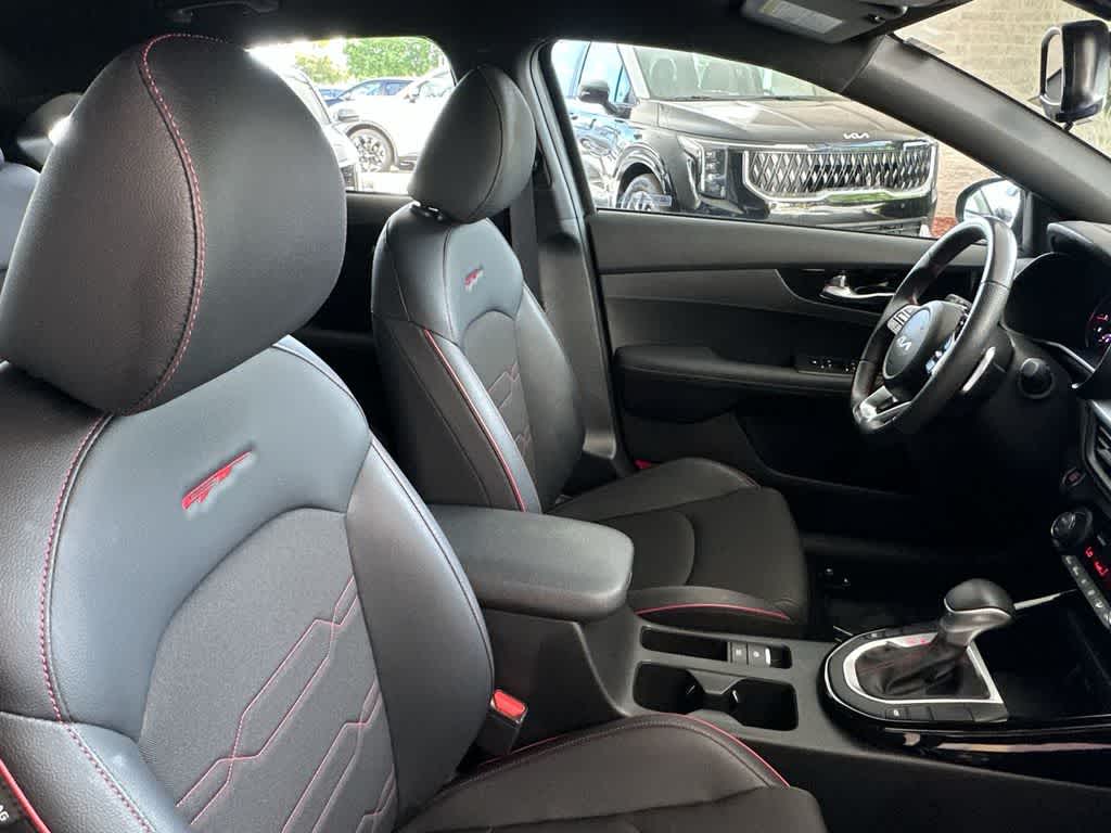 Thumbnail: 2023 Kia Forte - 27