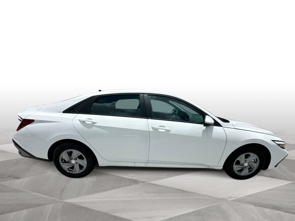 Thumbnail: 2026 Hyundai Elantra - 9
