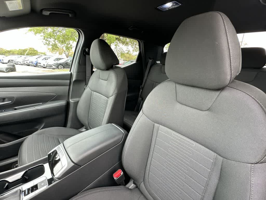 Thumbnail: 2026 Hyundai Santa Cruz - 14