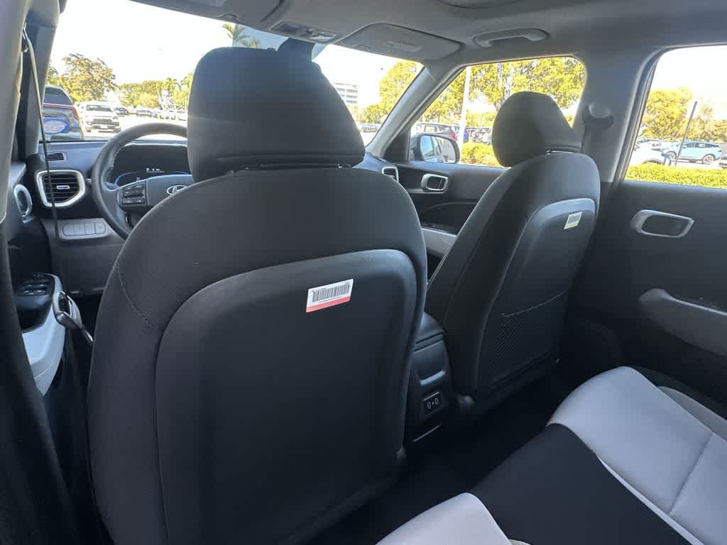 Thumbnail: 2025 Hyundai Venue - 23