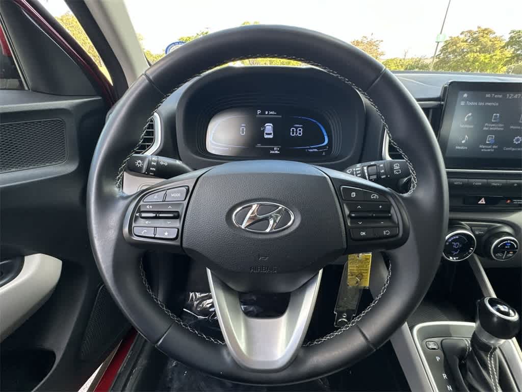 Thumbnail: 2023 Hyundai Venue - 15