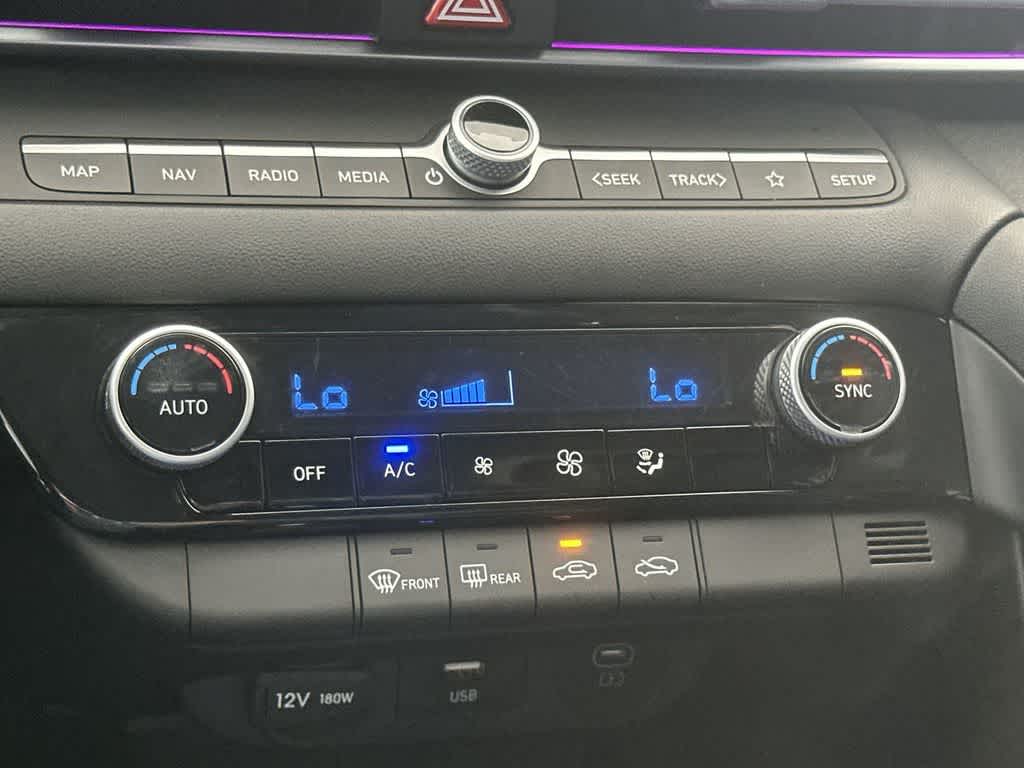 Thumbnail: 2024 Hyundai Elantra - 20