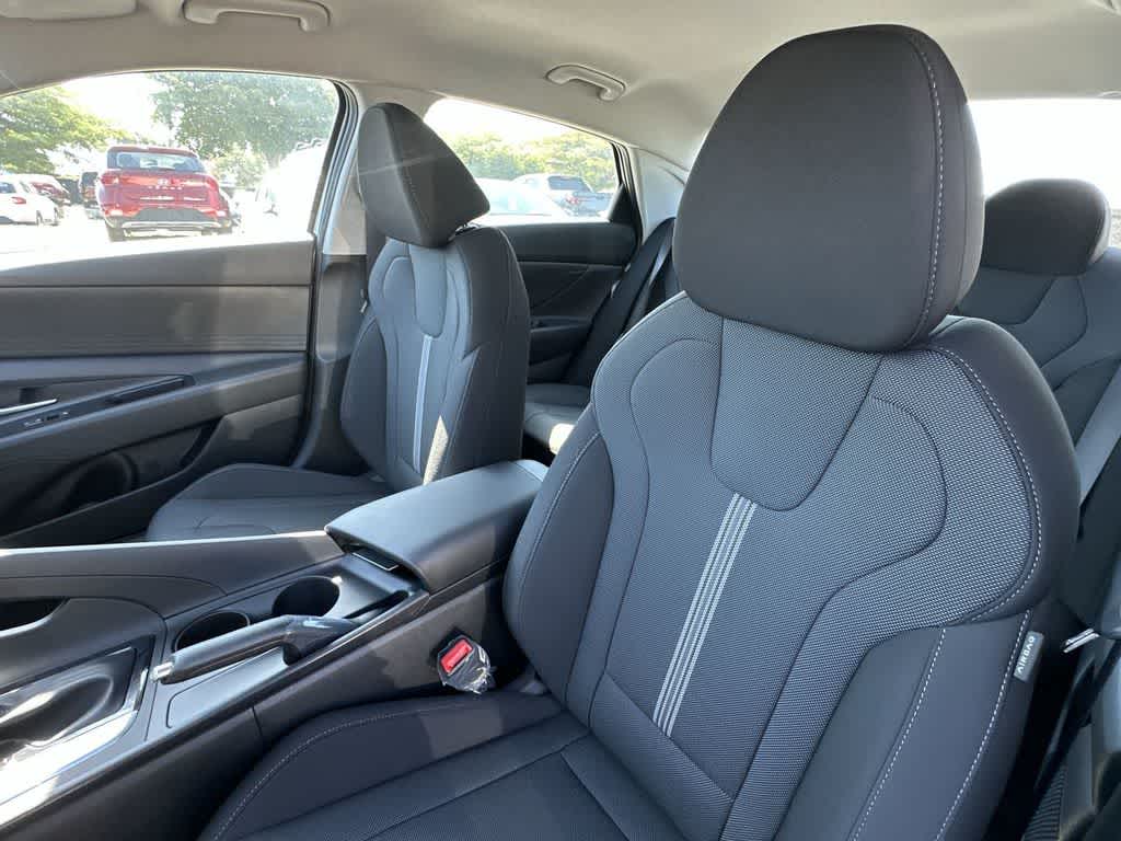 Thumbnail: 2026 Hyundai Elantra - 12
