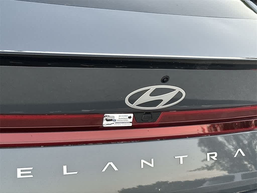 Thumbnail: 2026 Hyundai Elantra - 10