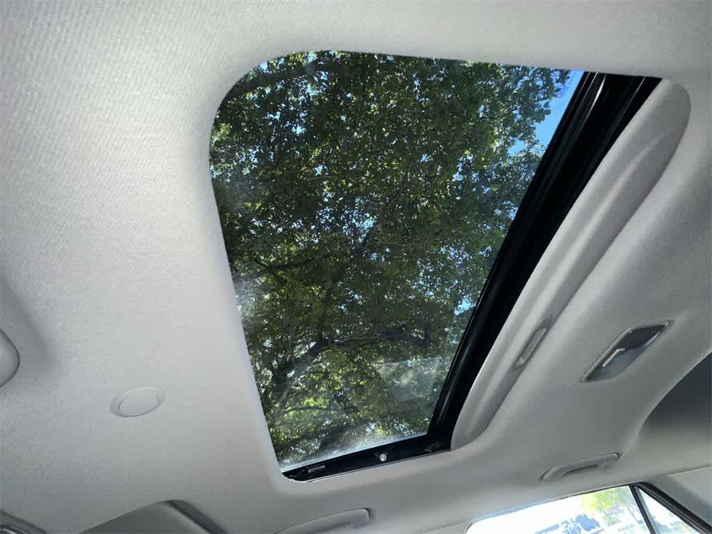 Thumbnail: 2026 Hyundai Venue - 17