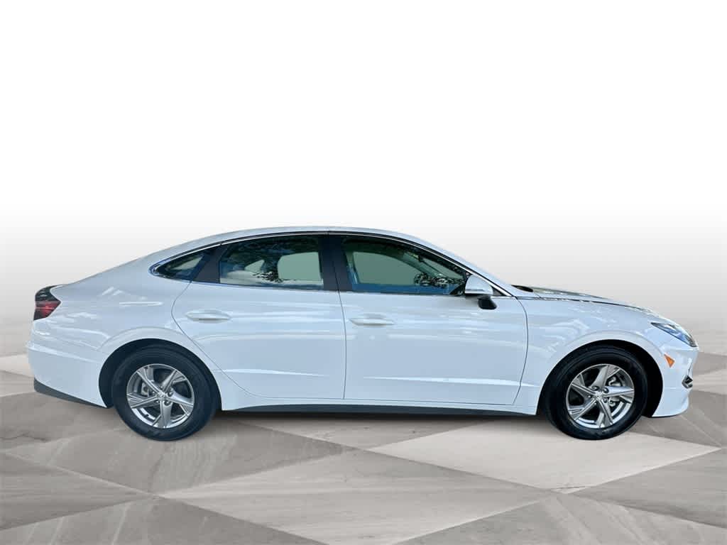 Thumbnail: 2023 Hyundai Sonata - 9