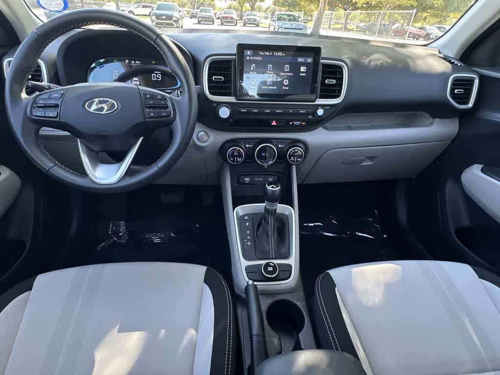 Thumbnail: 2025 Hyundai Venue - 24