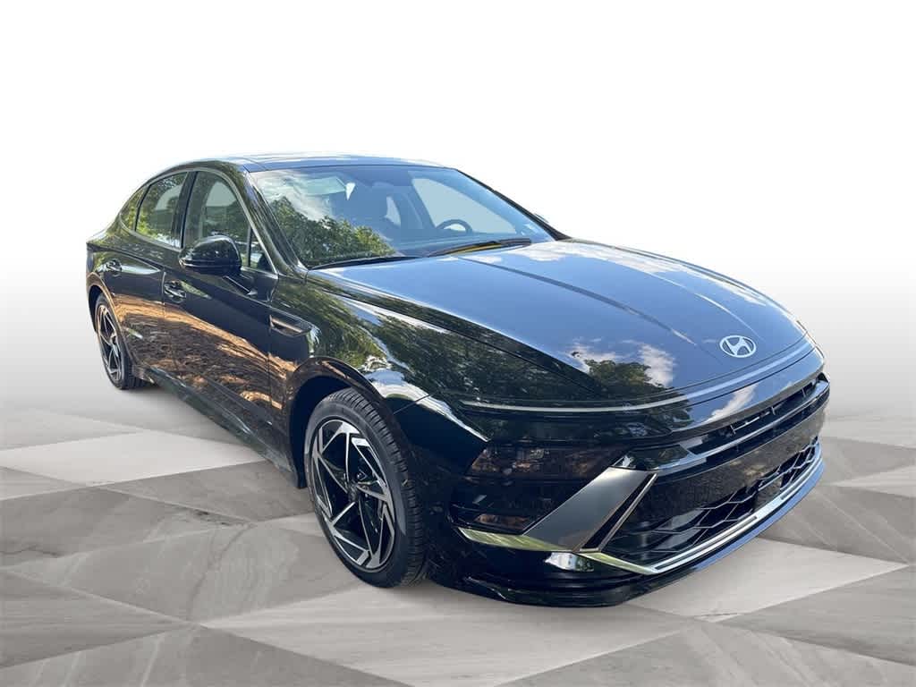 2025 Hyundai Sonata SEL 2