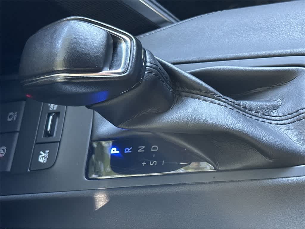 Thumbnail: 2022 Toyota Venza - 21