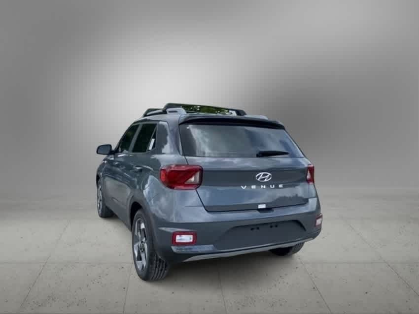 2024 Hyundai Venue Limited 8