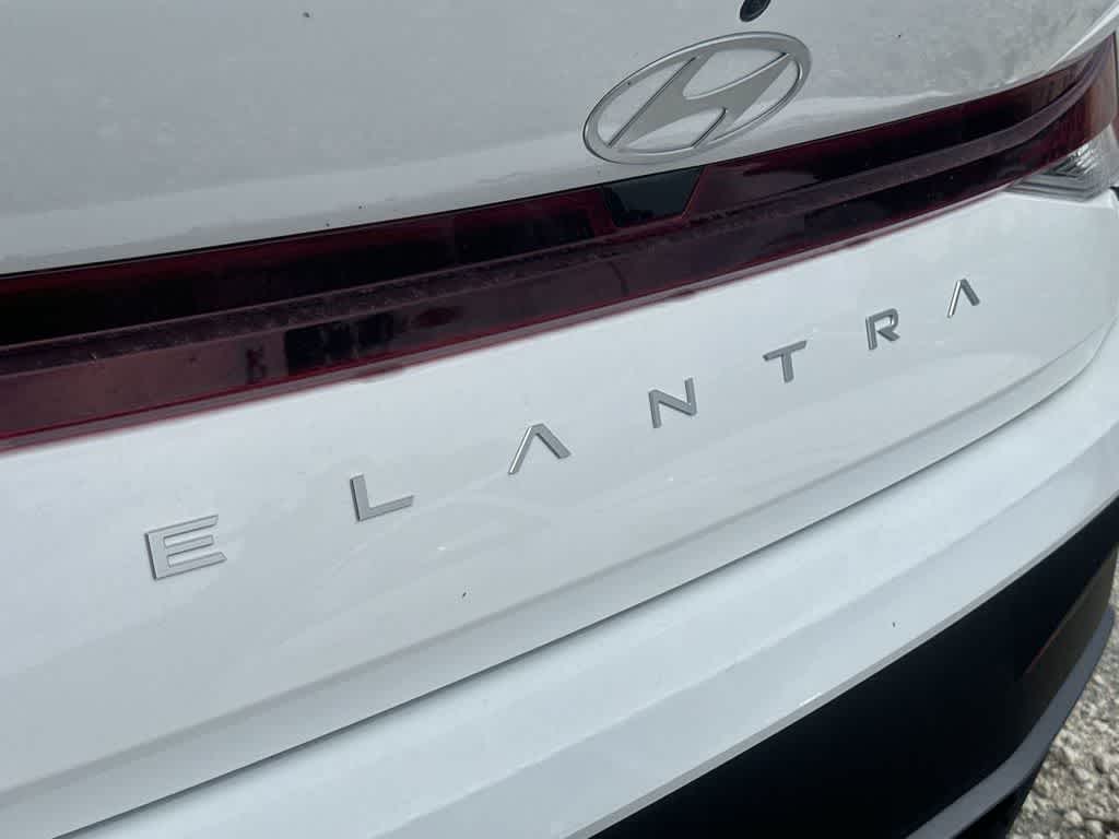 Thumbnail: 2026 Hyundai Elantra - 10