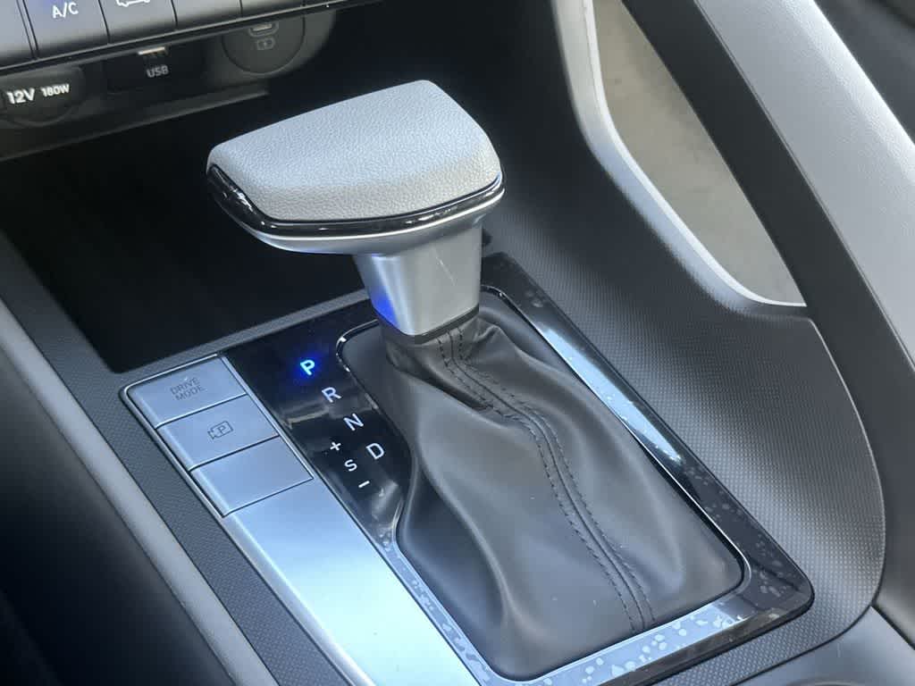Thumbnail: 2026 Hyundai Elantra - 24