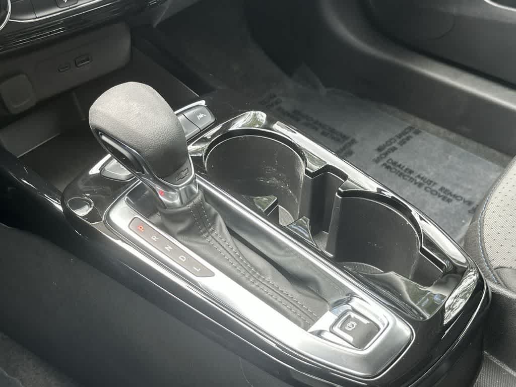 Thumbnail: 2024 Chevrolet Trax - 21