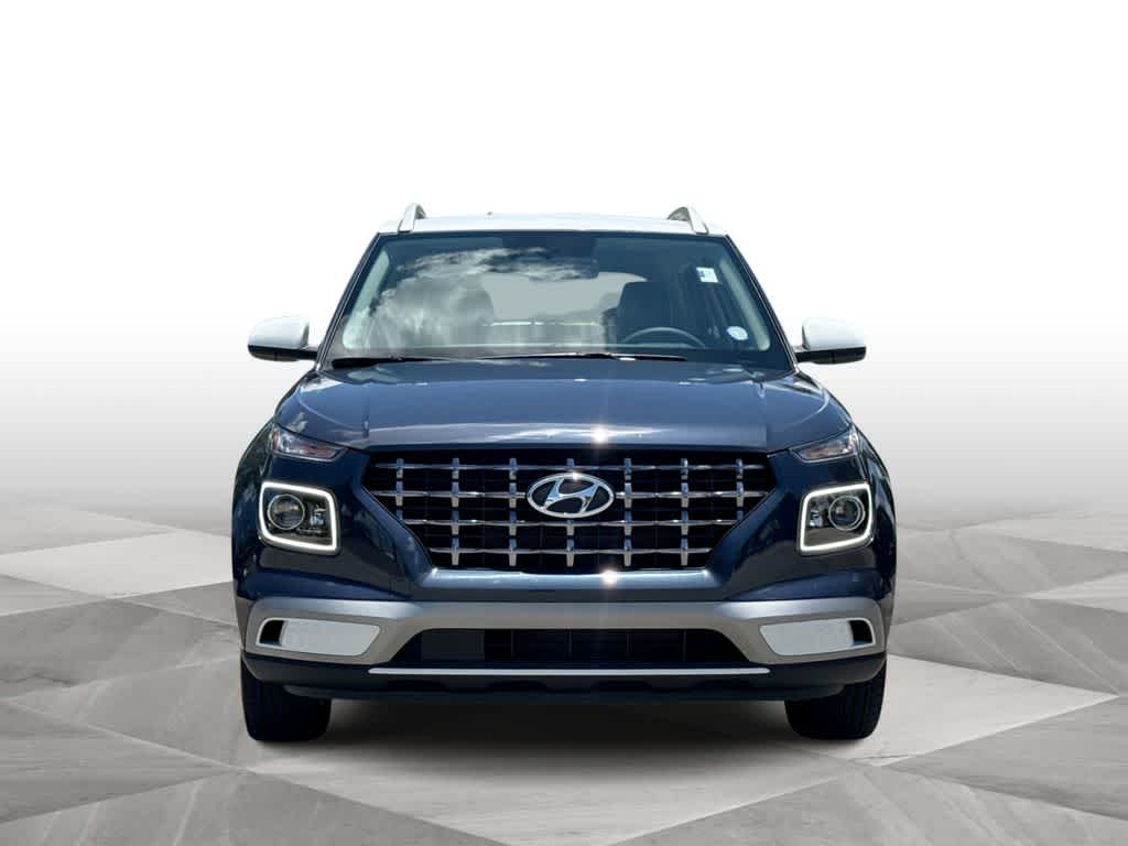 Thumbnail: 2023 Hyundai Venue - 3