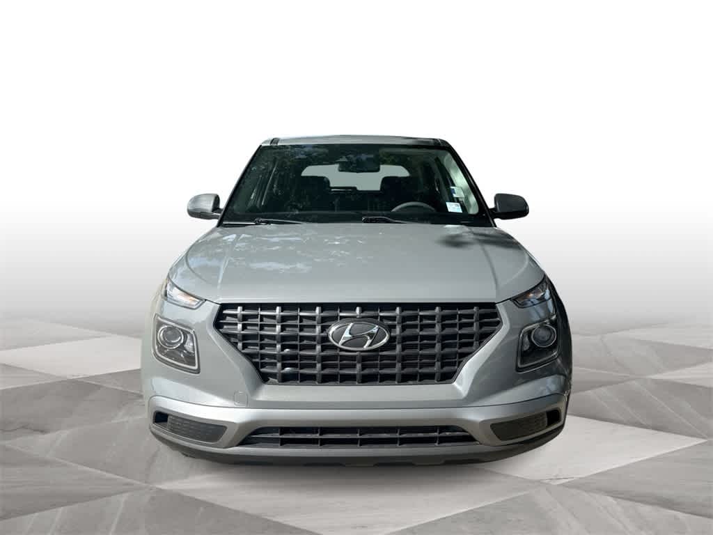 Thumbnail: 2022 Hyundai Venue - 3