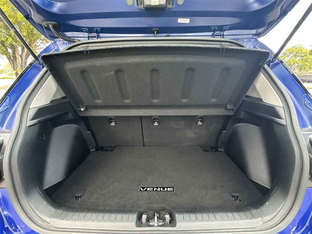 Thumbnail: 2023 Hyundai Venue - 25