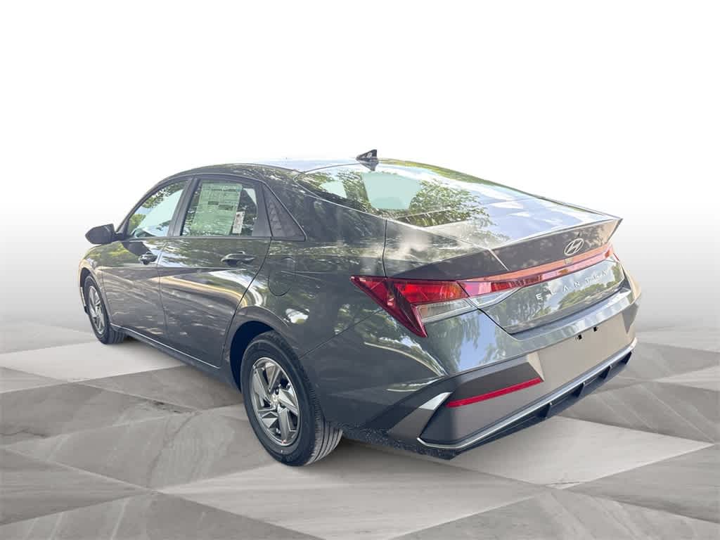 Thumbnail: 2025 Hyundai Elantra - 6