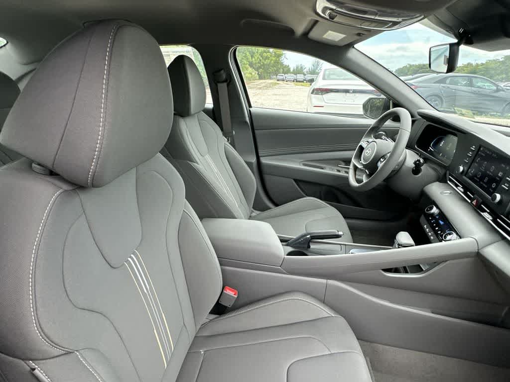 Thumbnail: 2026 Hyundai Elantra - 11